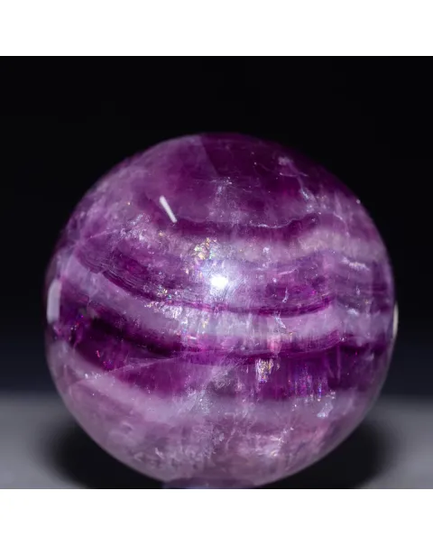 Sfera di Fluorite Naturale – Armonia di Colori e Trasparenze.