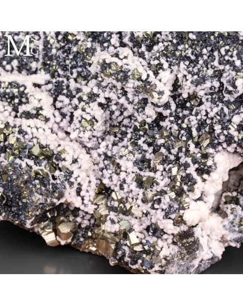 Grande Campione Mineralogico di Pirite, Galena e Calcite Rosa.