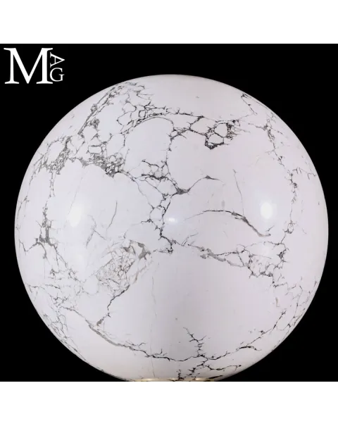 Grande Sfera in Howlite Naturale.