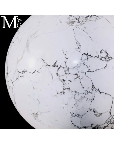 Sfera in Howlite Messicana.