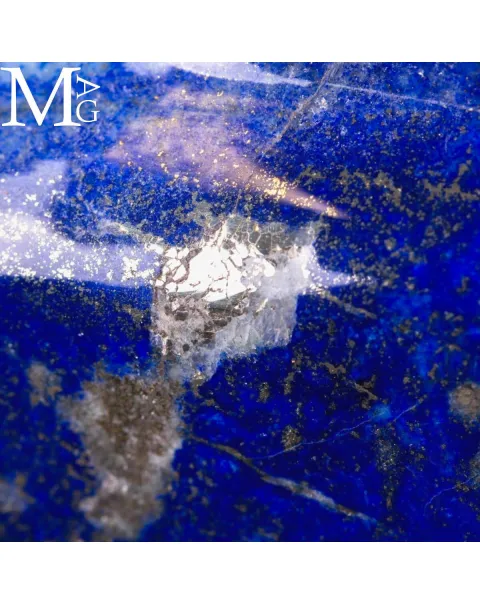 lapislazzuli Royal Blue.