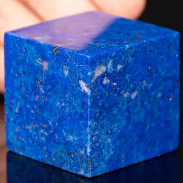 Cubo in Lapislazzuli – Taglio Geometrico Lucidato