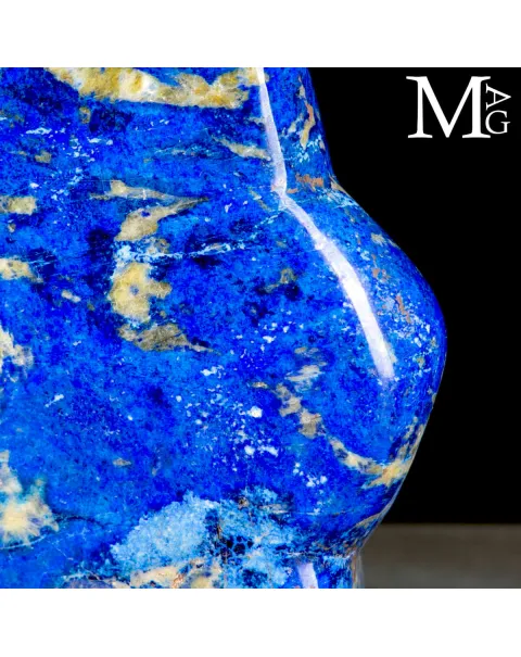Scultura Astratta in Lapis Lazuli di Prima Scelta