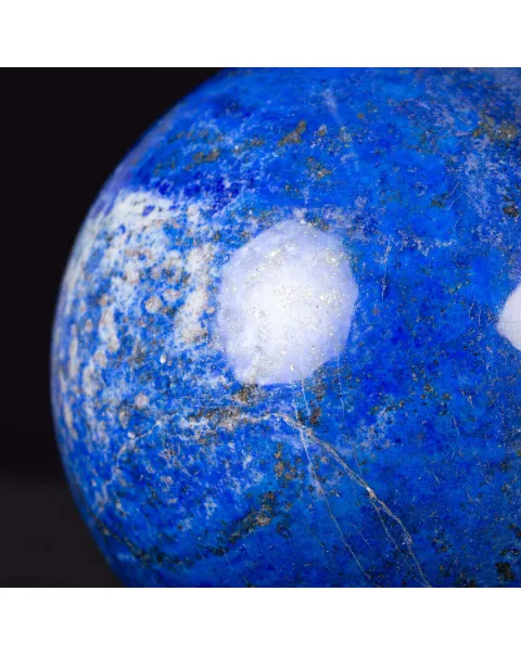 Esplora l'Eleganza Celestiale.