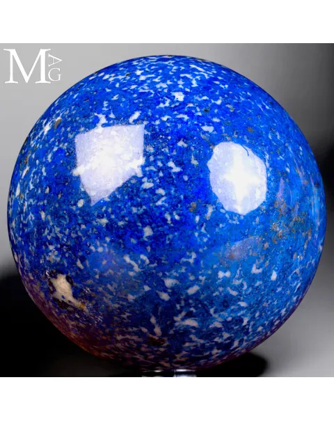 Esclusiva sfera in Lapislazzuli.