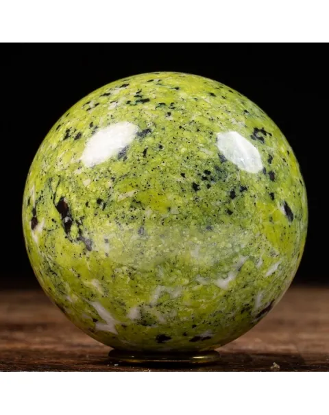 Sfera in Lizardite