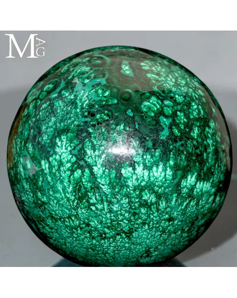 Sfera Malachite Naturale - Struttura Botroidale e Cavità Geodica.