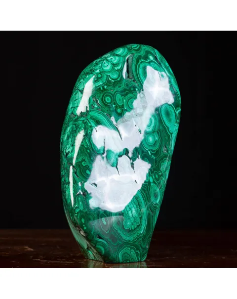 Malachite: Verde Fascino Ipnotico.