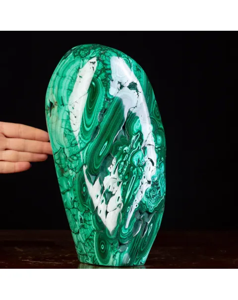 Malachite: Verde Fascino Ipnotico.