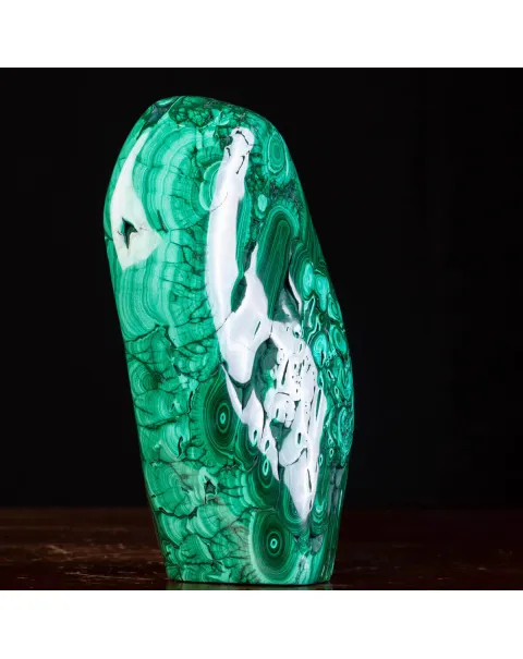 Malachite: Verde Fascino Ipnotico.