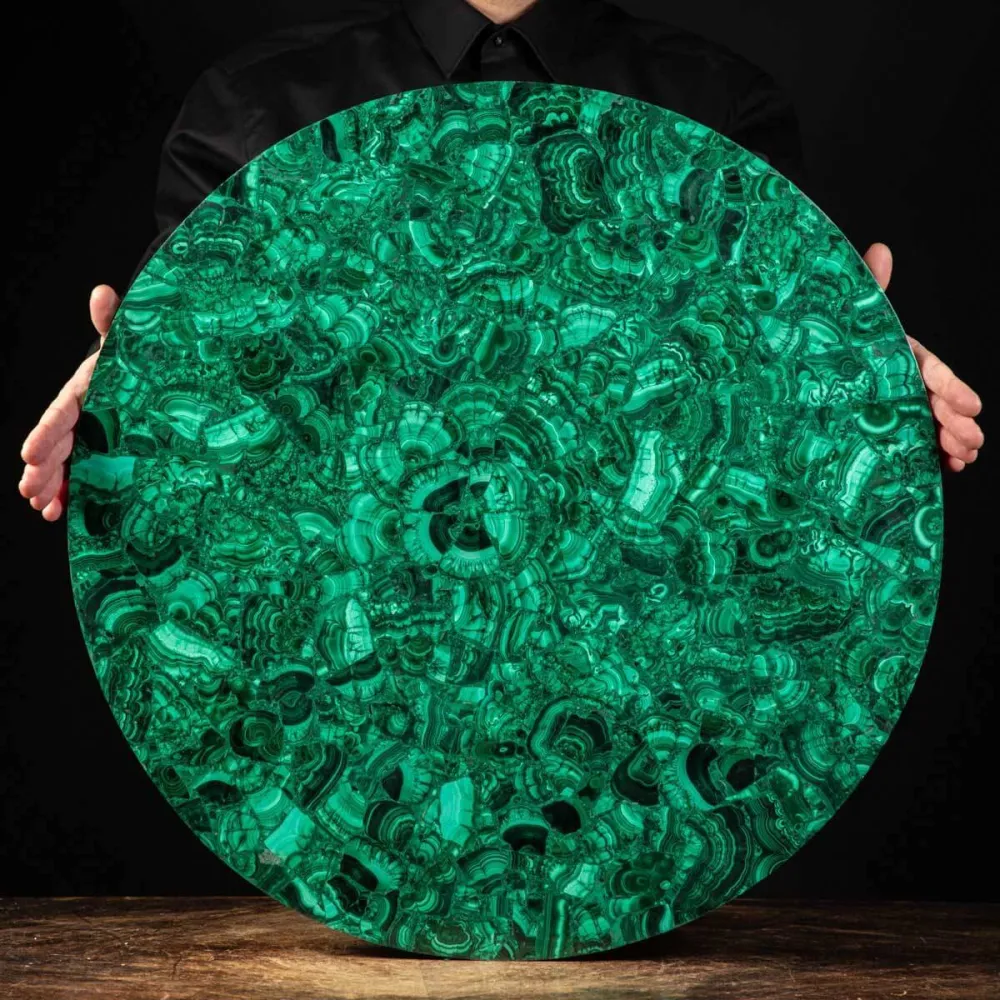 Tavolo Rotondo Esclusivo in Mosaico di Malachite.