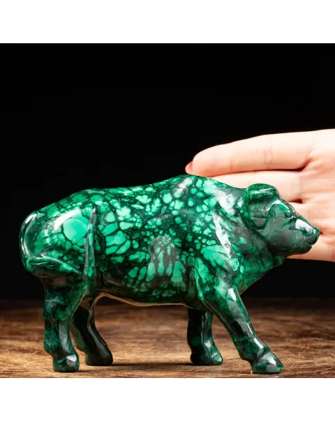 Statua Toro in Malachite