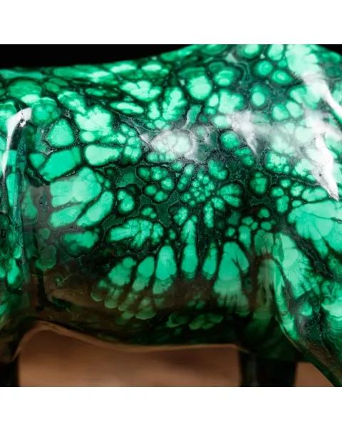 Statua Toro in Malachite