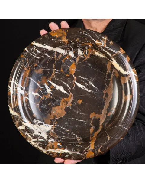 Vaso in Nero Michelangelo - Eleganza Intramontabile.