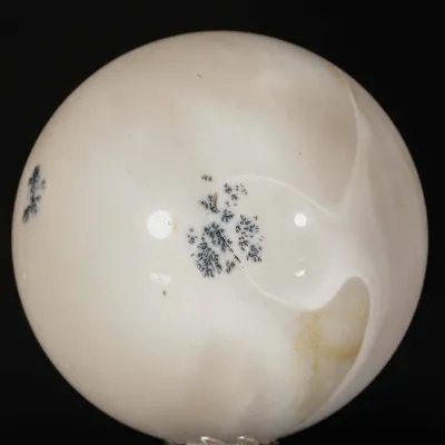 Sfera in Mookaite Bianca con Dendriti – Australia