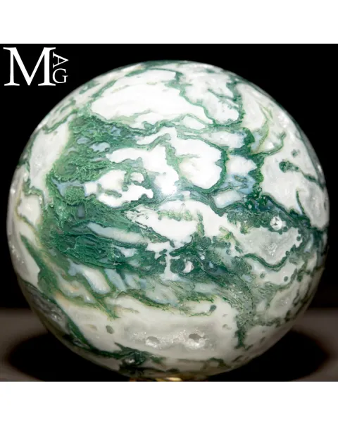 Sfera di Agata Muschiata – Simbolo di Armonia e Abbondanza Naturale