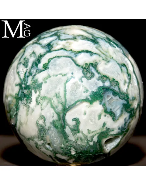 Sfera di Agata Muschiata – Simbolo di Armonia e Abbondanza Naturale