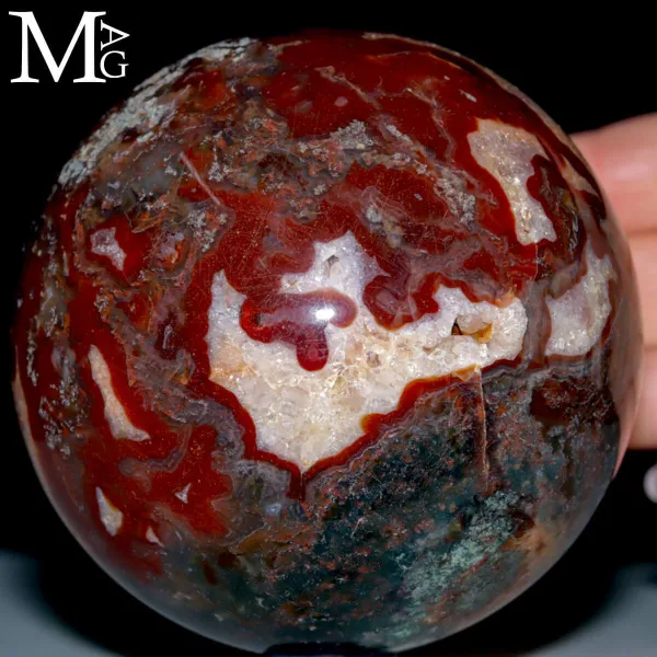Sfera in Agata Muschiata Rosso-Verde – Madagascar