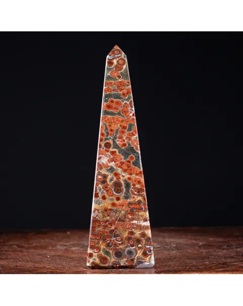 Obelisco di Ossidiana Peanut dal Messico.