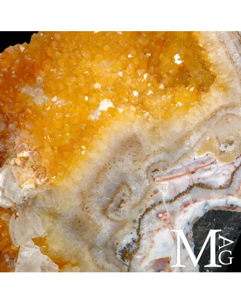 Sezione di Geode in Quarzo Citrino Madeira – Brasile