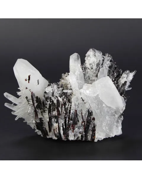Quarzo con Hubnerite