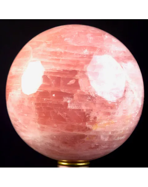Elegante Sfera in Quarzo Rosa.