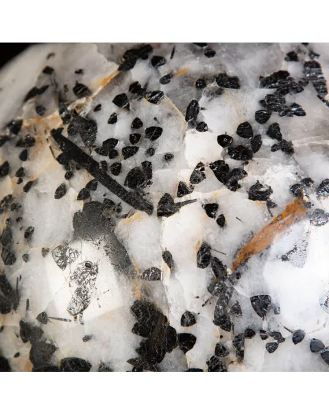 Sfera in Quarzo con tormalina nera