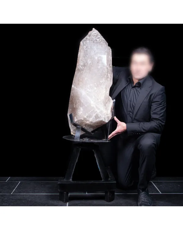 Grande Cristallo di Quarzo: Gigante di Luce.