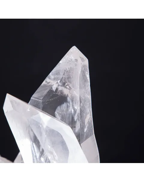 Il Mistero Antico dei Cristalli di Quarzo: Un Tesoro Naturale da Collezione.