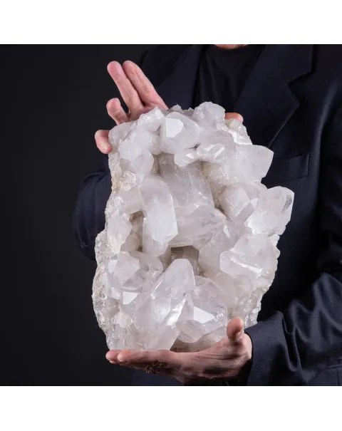 Il Mistero Antico dei Cristalli di Quarzo: Un Tesoro Naturale da Collezione.