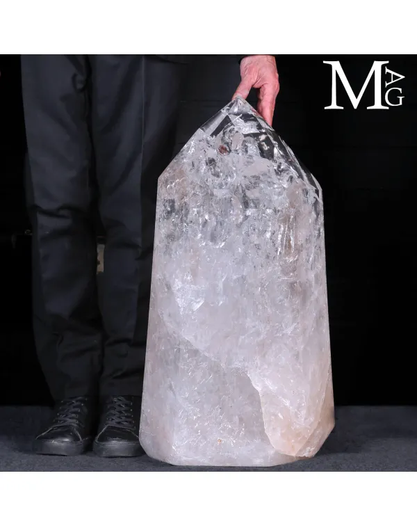 Monolito Gigante in Quarzo Ialino – 89 kg.