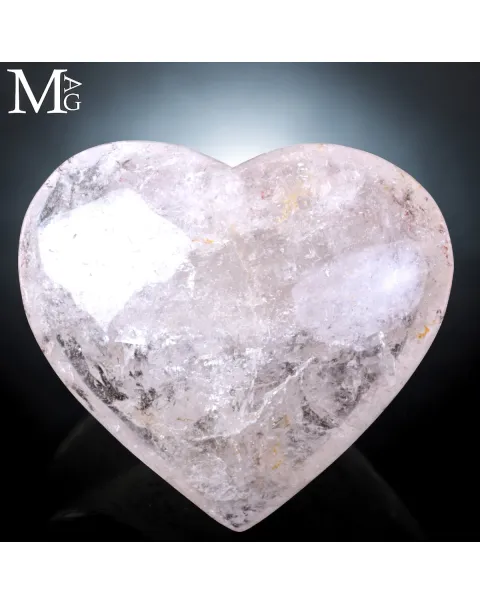 Cuore in Cristallo di Rocca Naturale – Quarzo Trasparente Intagliato.