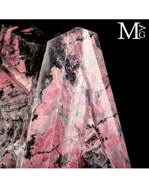 Scultura in Rodonite – Arte Contemporanea