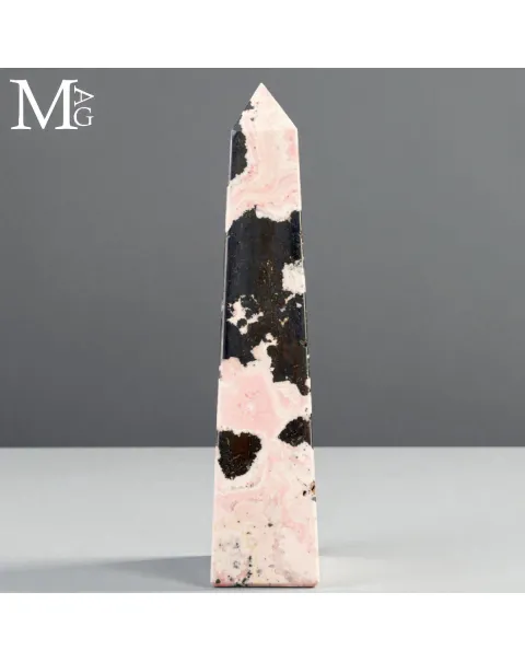 Obelisco in Rodonite Rosa con Galena Nera – Perù