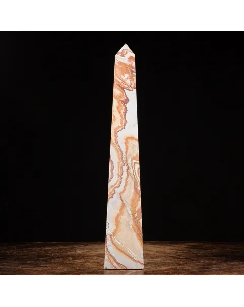 Obelisco in Sandstone
