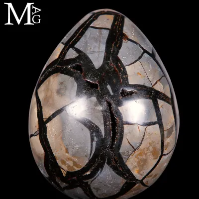 Geode di Septaria – Uovo Scolpito.