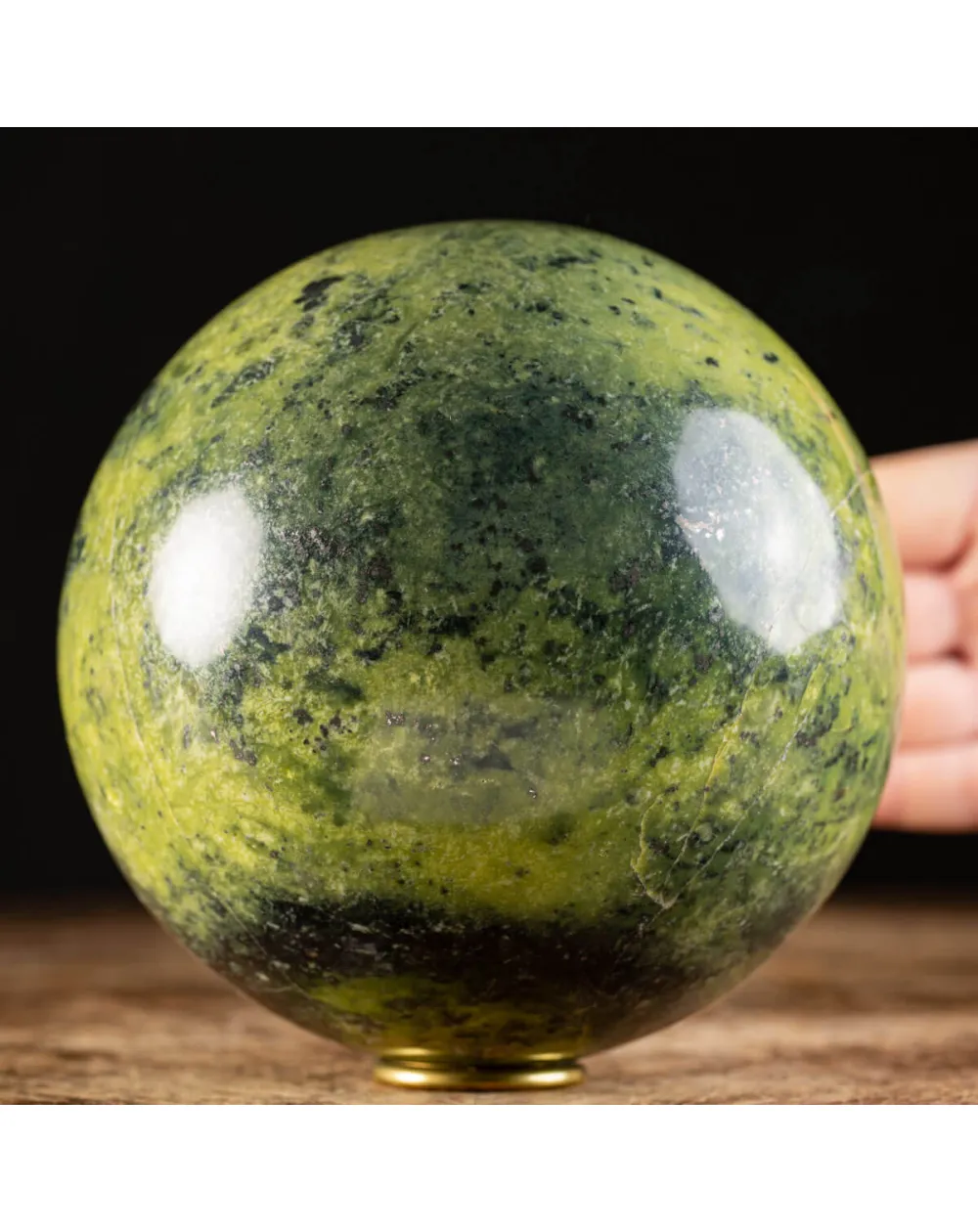Sfera di Serpentino del Perù.
