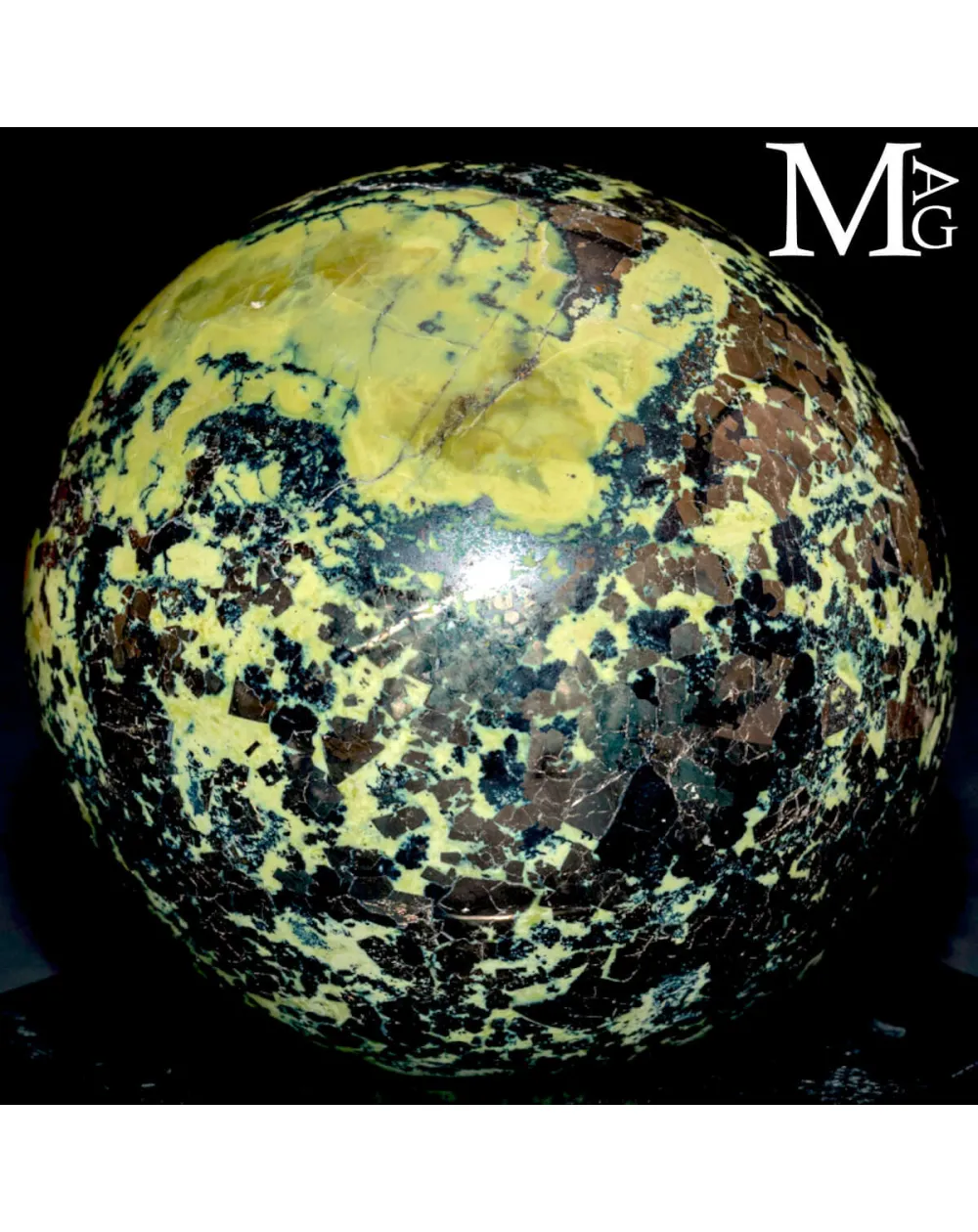 Sfera in Serpentino e Pirite – Perù