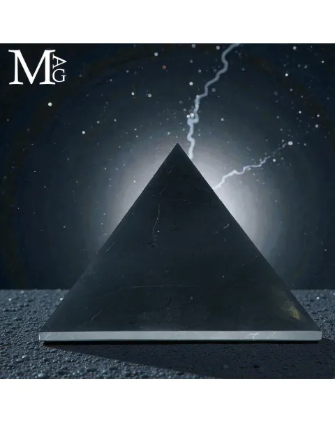 Piramide in Shungite – Monolite di Carbonio Primordiale.