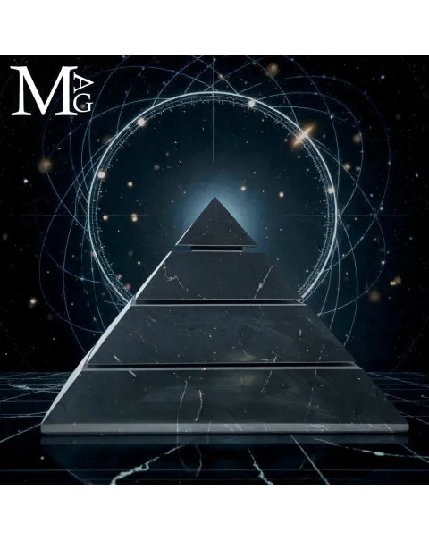 Geometria della Quietudine – Piramide in Shungite a Base Radicata