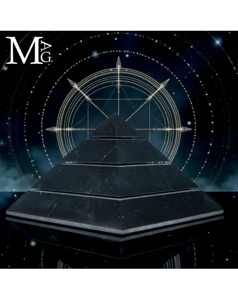 Geometria della Quietudine – Piramide in Shungite a Base Radicata