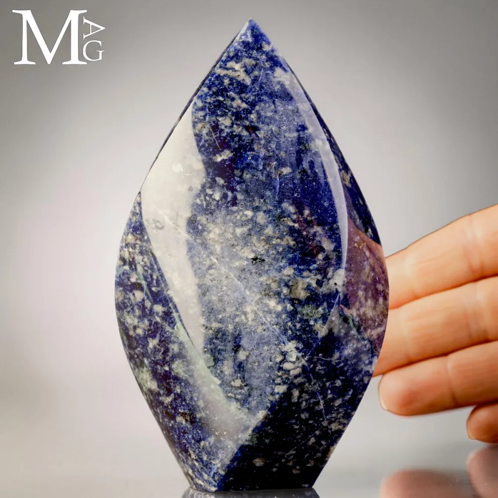 Fiamma in Sodalite Naturale