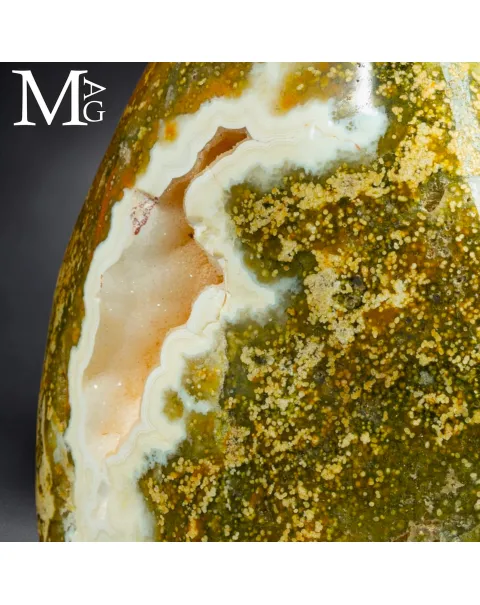 Diaspro Oceanico con geode – Madagascar