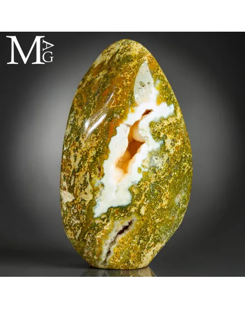 Diaspro Oceanico con geode – Madagascar