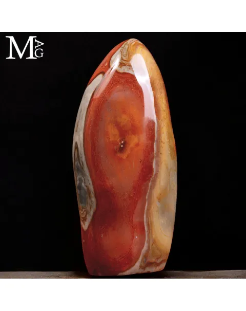 Diaspro Policromo del Madagascar – Scultura Naturale