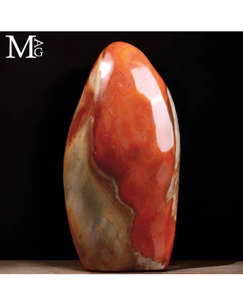 Diaspro Policromo del Madagascar – Scultura Naturale