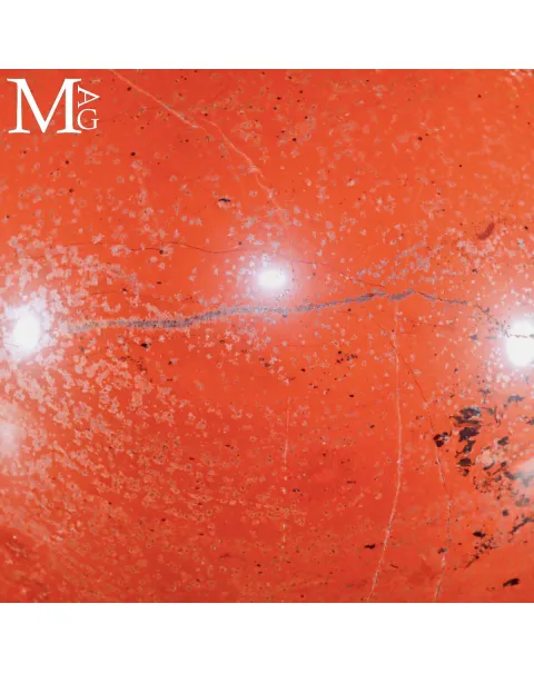 Sfera in diaspro rosso del Madagascar