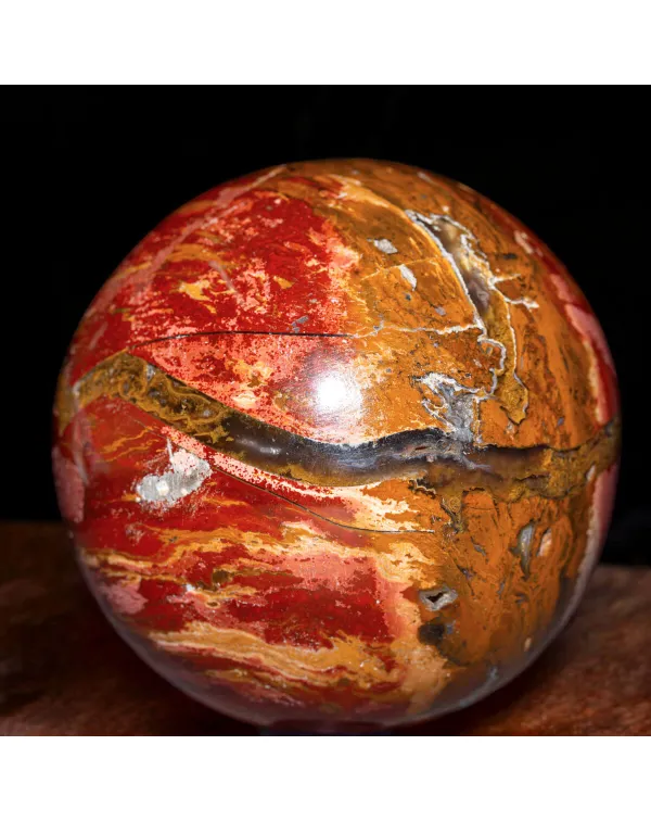 Sfera in Diaspro Rosso Agatizzato – Madagascar