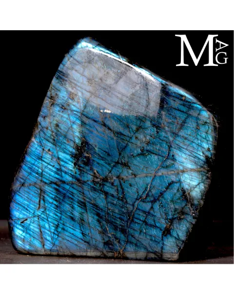 Blocco lucidato di Labradorite – Madagascar