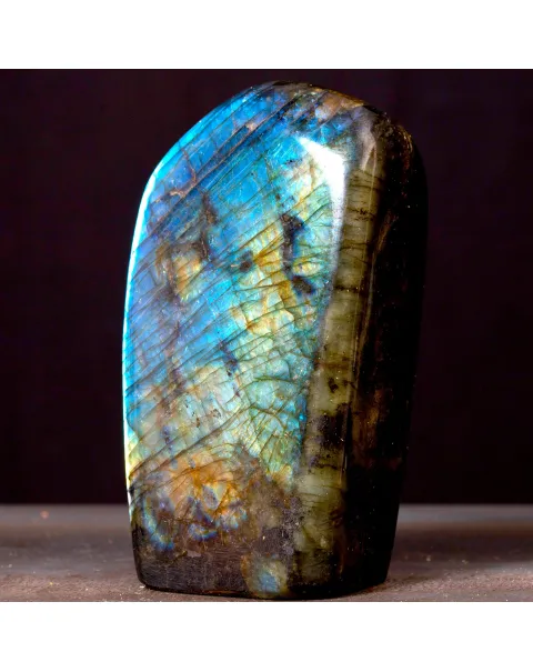 Labradorite del Madagascar.